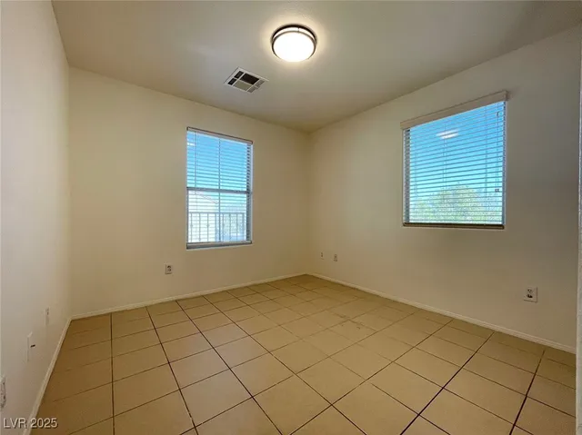 $1,950 | 4993 West Vacaville Avenue, Las Vegas, NV 89139