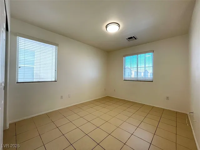 $1,950 | 4993 West Vacaville Avenue, Las Vegas, NV 89139