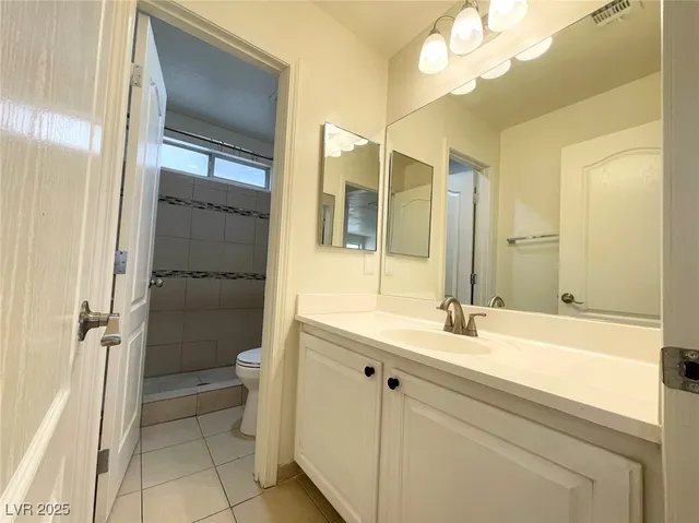 $1,950 | 4993 West Vacaville Avenue, Las Vegas, NV 89139