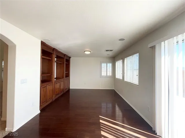 $1,950 | 4993 West Vacaville Avenue, Las Vegas, NV 89139