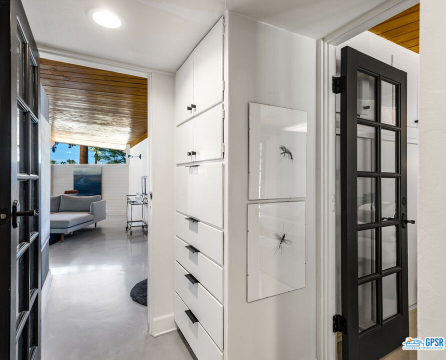 45666 Shadow Mountain Drive Palm Desert, CA 92260 - Photo 24 of 73 a view of a hallway with interior of the house