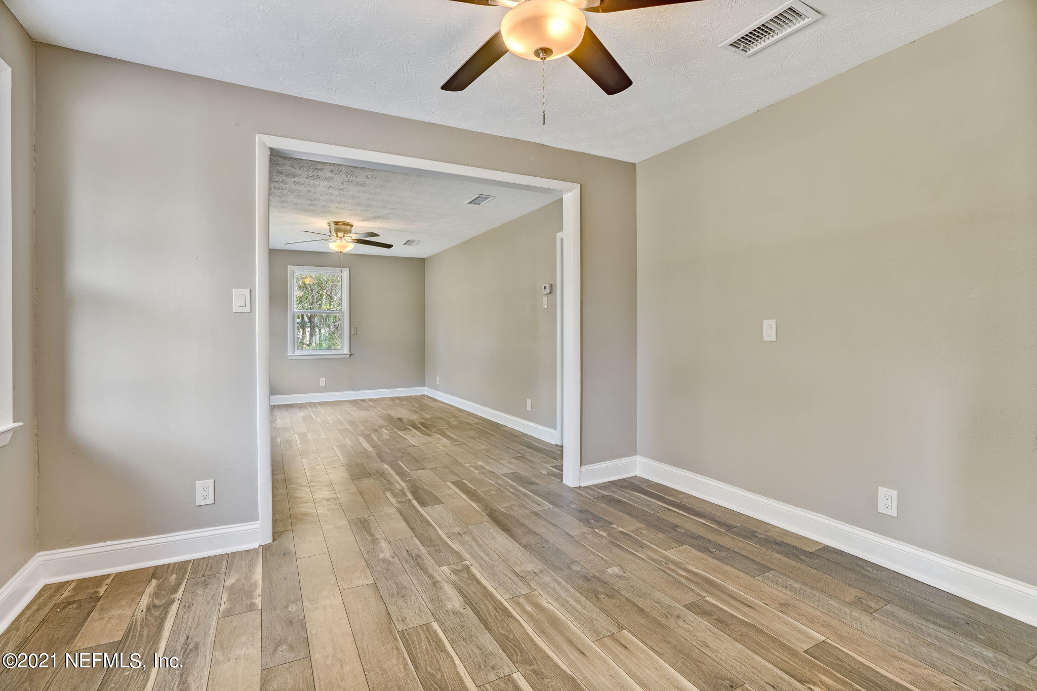 813 Halsema Road South Jacksonville, FL 32221 - Photo 15 of 46 18-web-or-mls-813 Harlem Rd-16