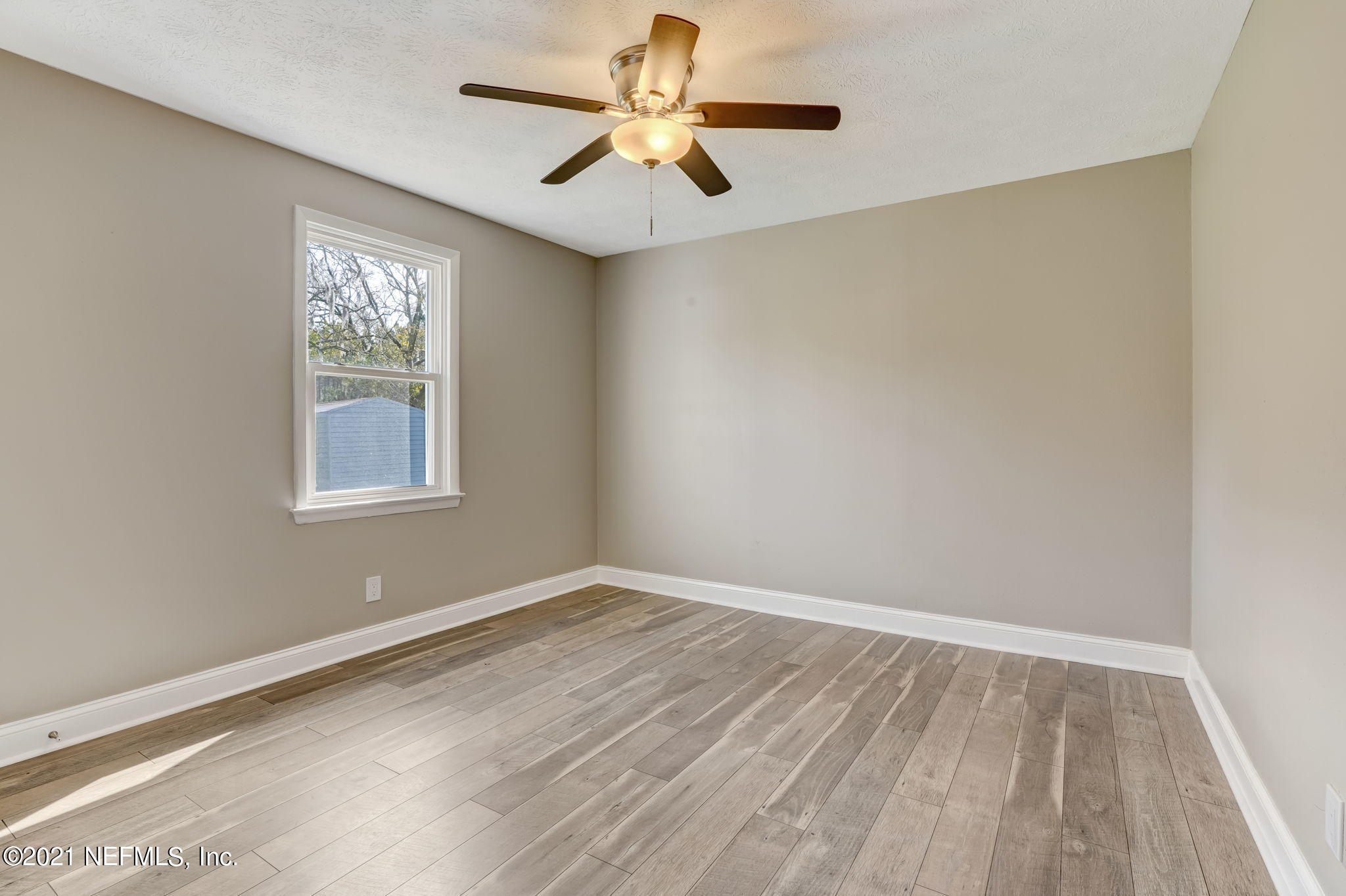 813 Halsema Road South Jacksonville, FL 32221 - Photo 26 of 46 29-web-or-mls-813 Harlem Rd-27