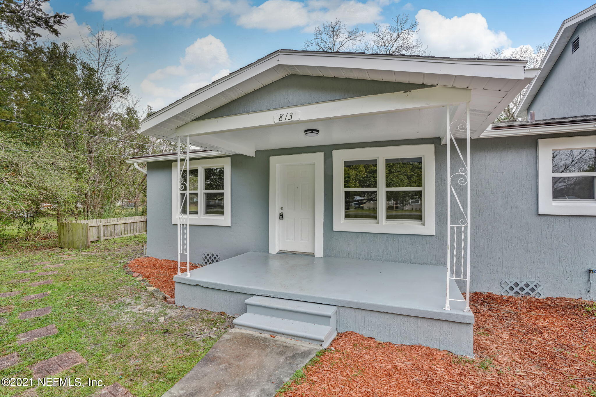 813 Halsema Road South Jacksonville, FL 32221 - Photo 7 of 46 8-web-or-mls-813 Harlem Rd-8