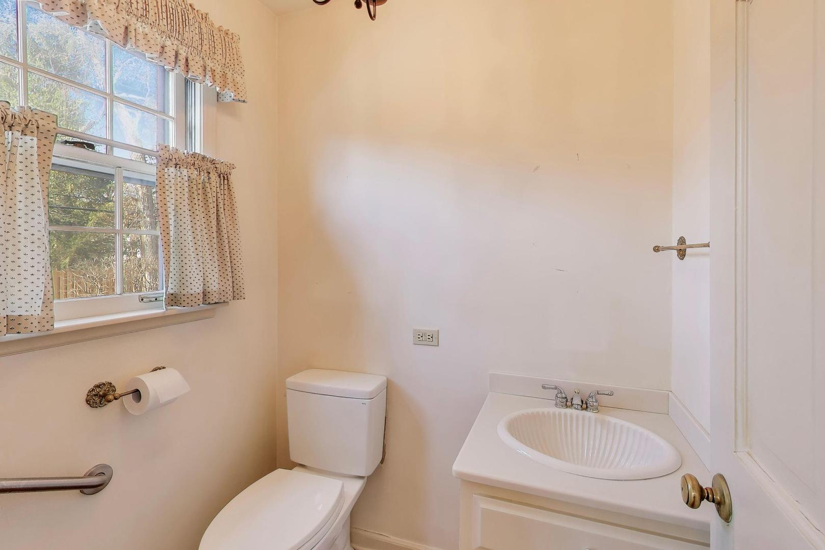 948 South Green Bay Road Lake Forest, IL 60045 - Photo 19 of 53