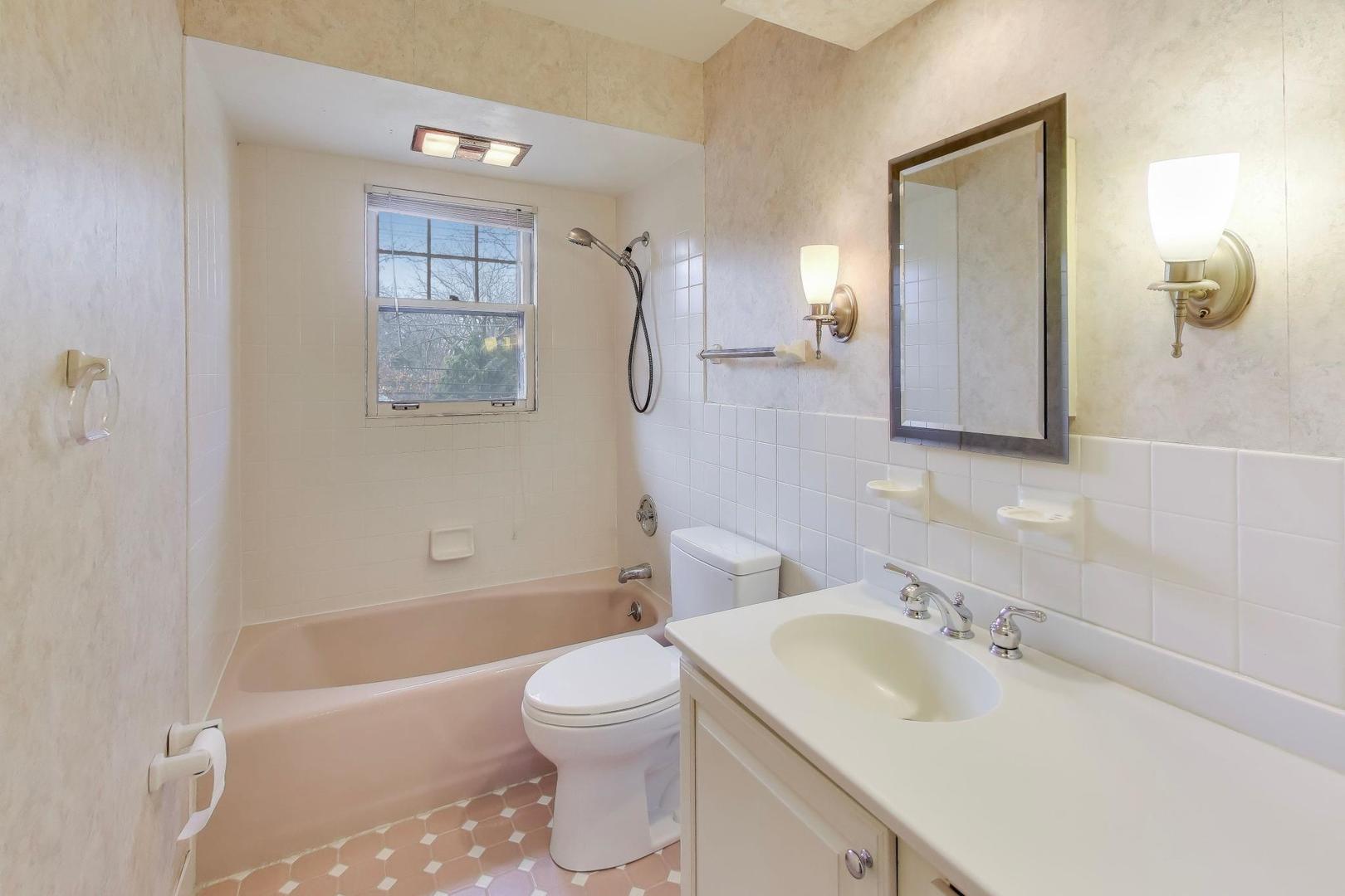 948 South Green Bay Road Lake Forest, IL 60045 - Photo 35 of 53