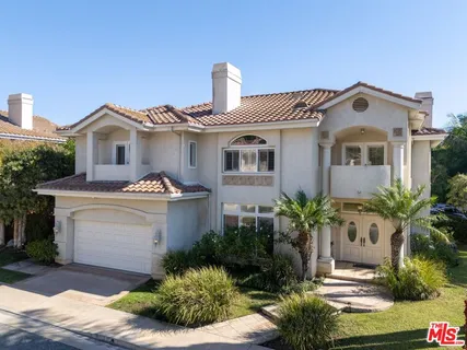 $2,295,000 | 11840 Rowles Court, Los Angeles, CA 90066