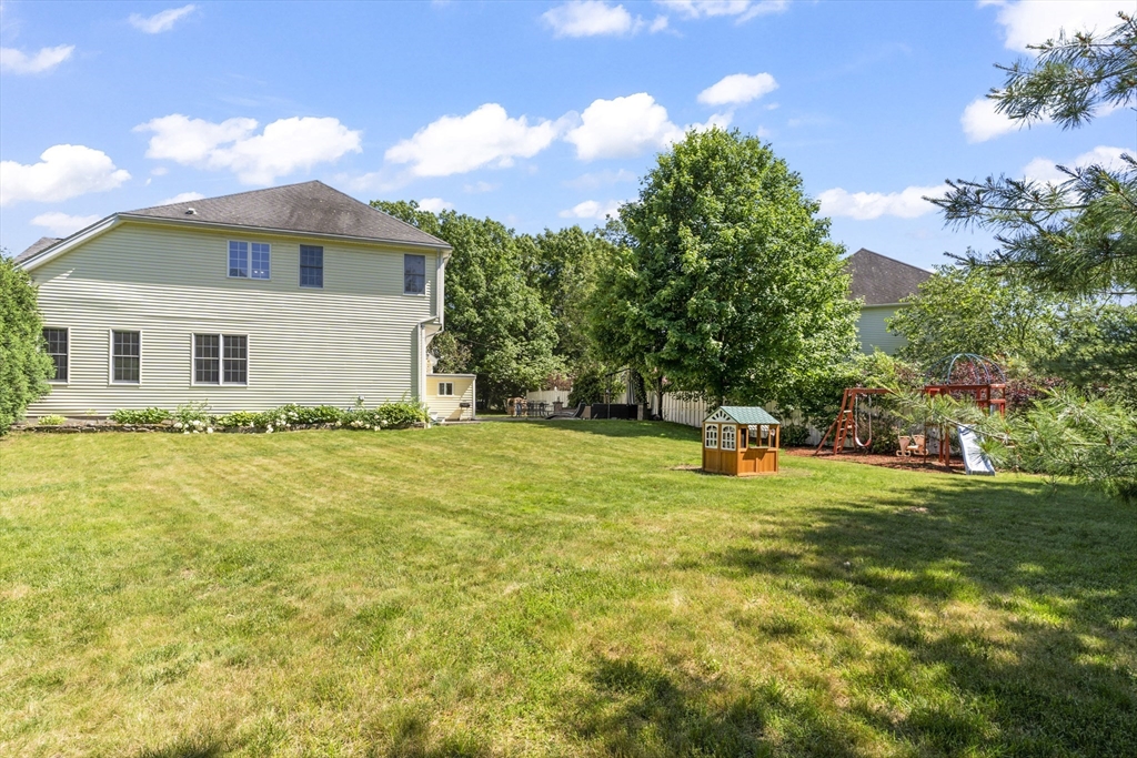 7 Muir Way Marlborough, MA 01752 - Photo 38 of 41
