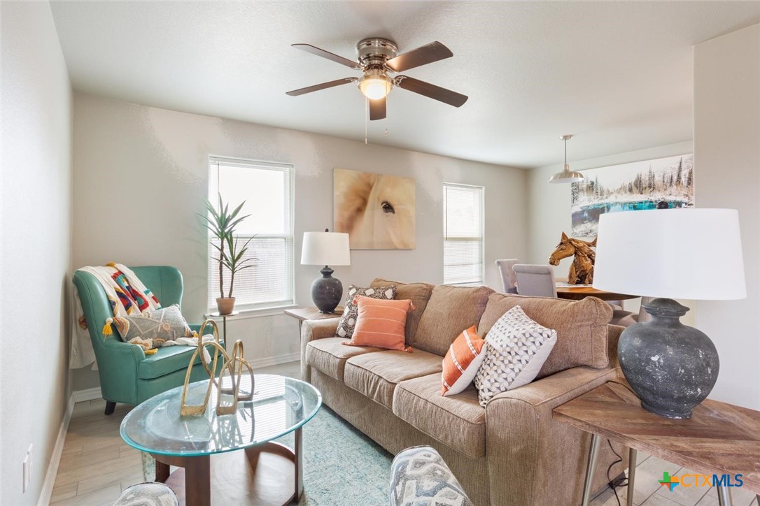 907 East Main Street, Unit A B Troy, TX 76579 - Photo 6 of 28