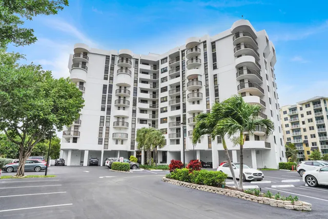 $795,000 | 1361 South Ocean Boulevard, Unit PHB9, Pompano Beach, FL 33062