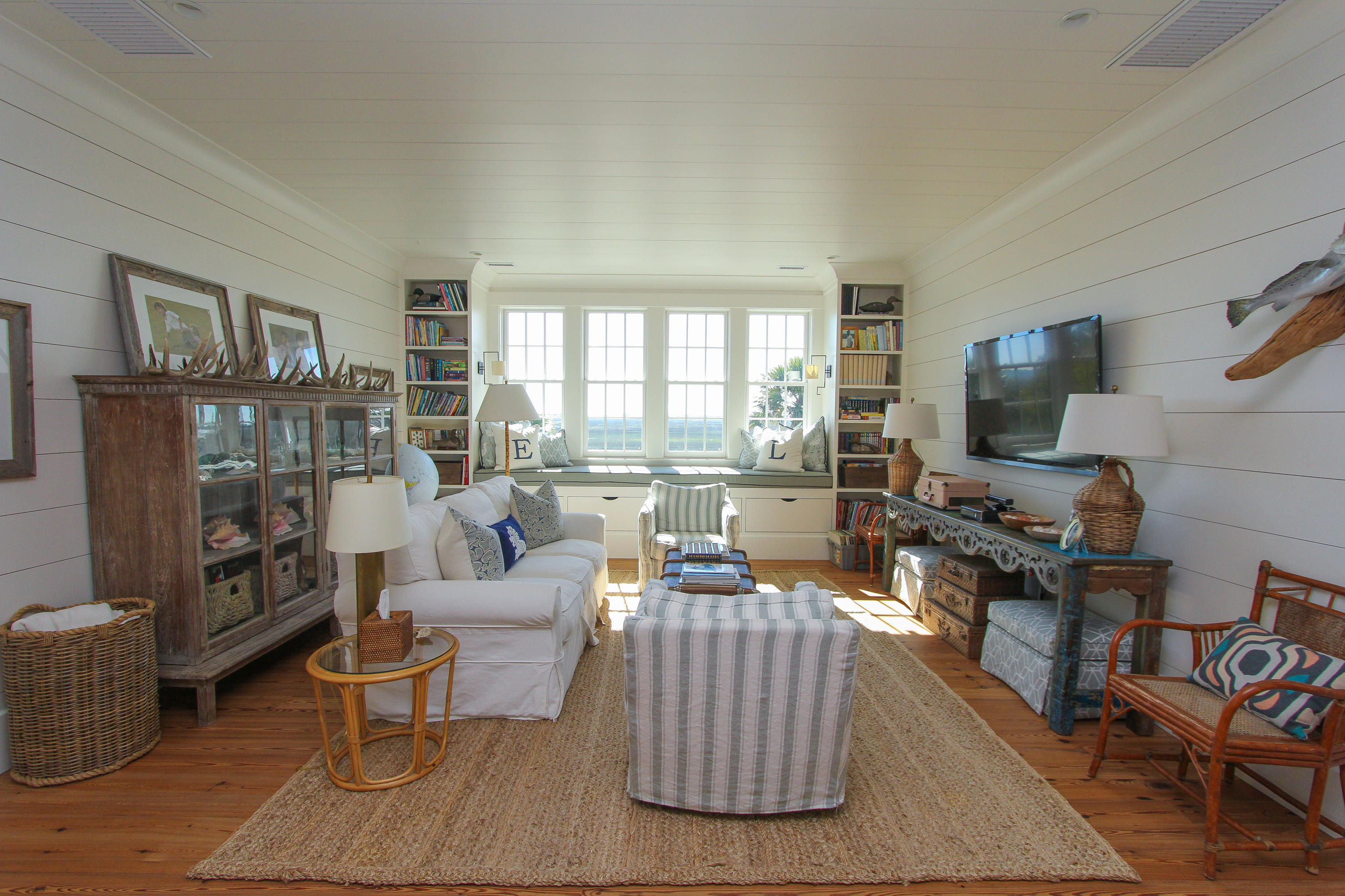 1628 Home Farm Road Mount Pleasant, SC 29464 - Photo 20 of 30 Upstairs family room