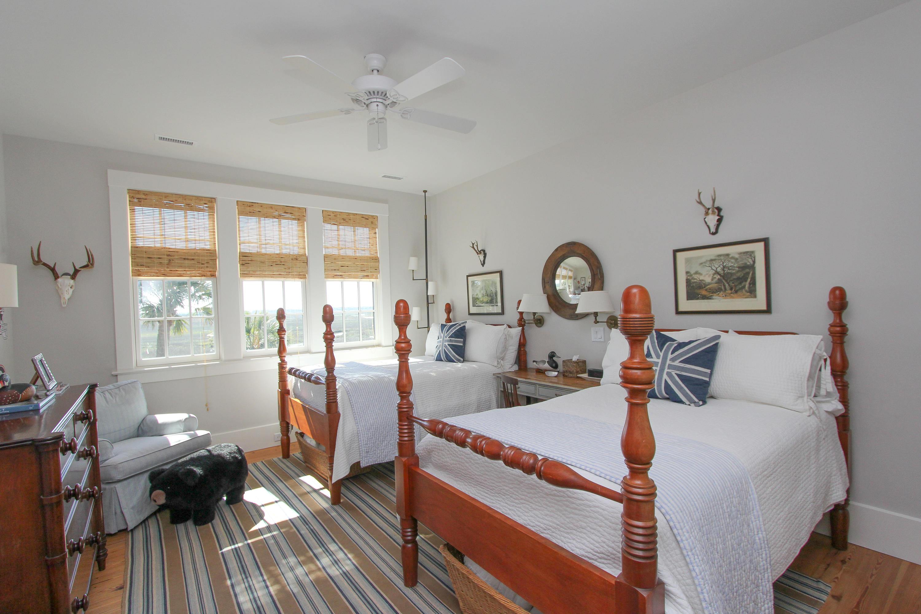1628 Home Farm Road Mount Pleasant, SC 29464 - Photo 24 of 30 Guest bedroom 3