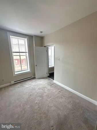 $825 | 64 West Antietam Street, Unit 1, Hagerstown, MD 21740