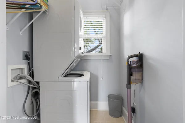 $315,000 | 27 Oak Alley Lane, Long Beach, MS 39560