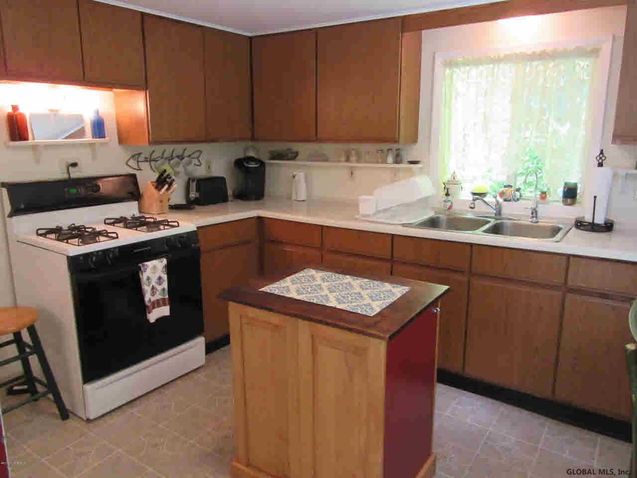 43 Spruce Ridge Saratoga, NY 12866 - Photo 6 of 24 Photo 6