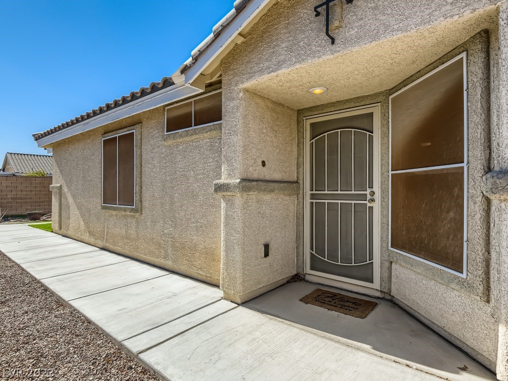 4504 Silverwind Road North Las Vegas, NV 89031 - Photo 3 of 28 Gallery Image 3