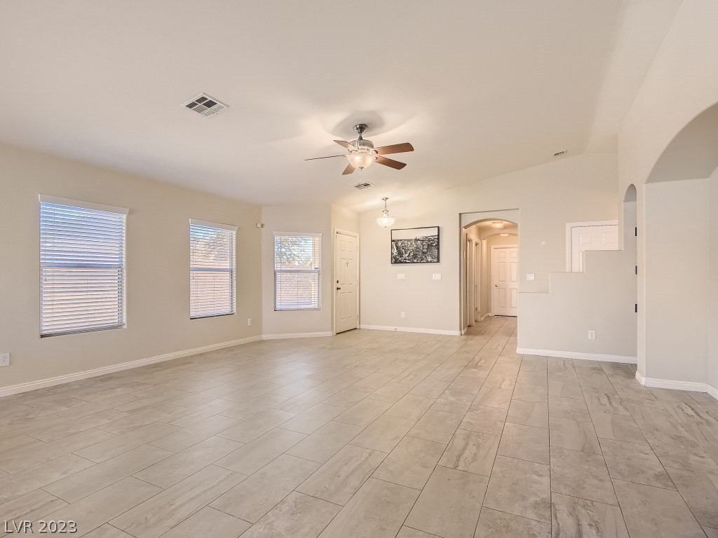 4504 Silverwind Road North Las Vegas, NV 89031 - Photo 6 of 28 Gallery Image 6