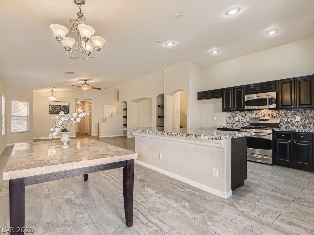 4504 Silverwind Road North Las Vegas, NV 89031 - Photo 7 of 28 Gallery Image 7