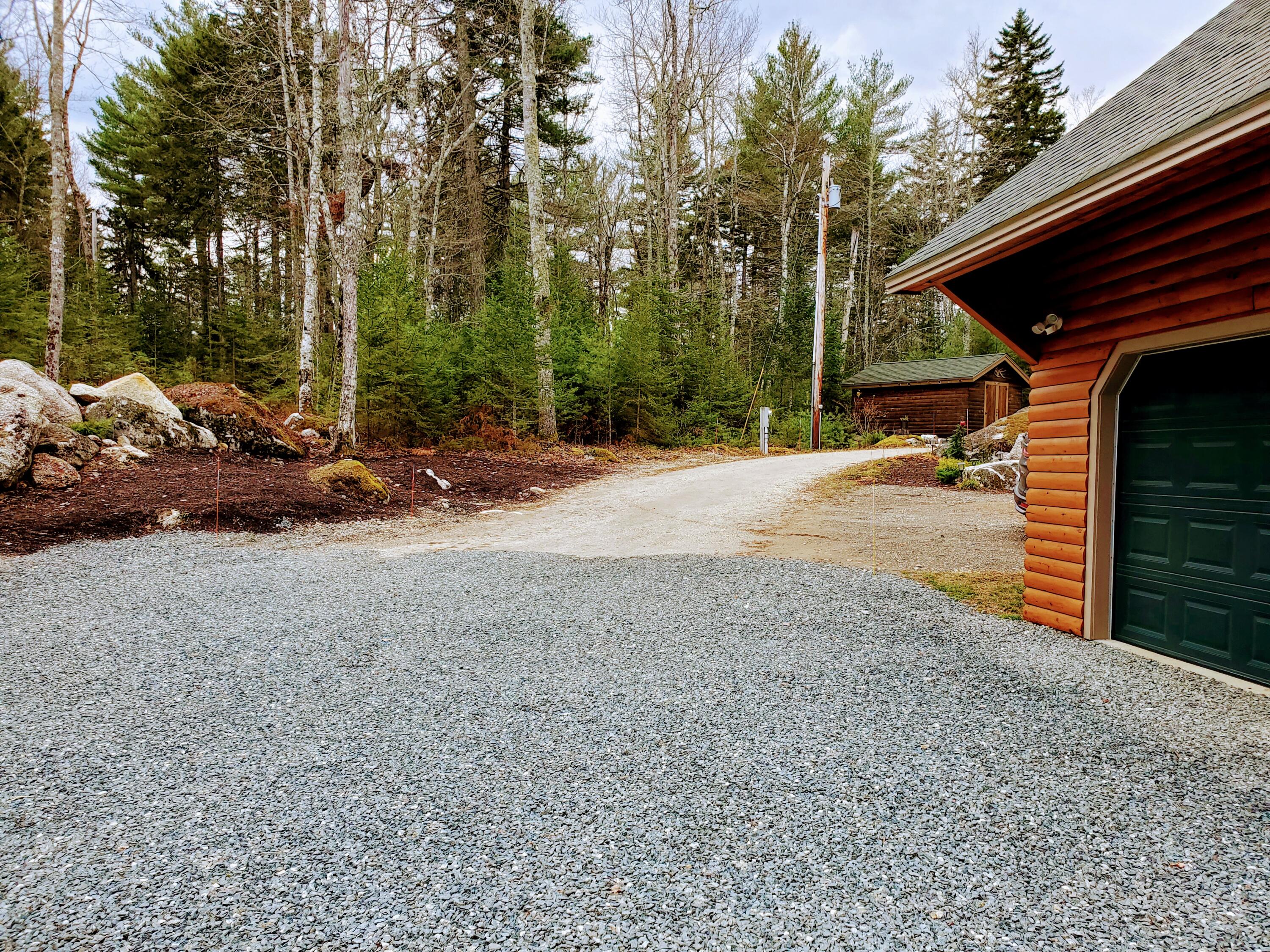 4 Lakeview Road Penobscot, ME 04476 - Photo 8 of 45 Driveway view