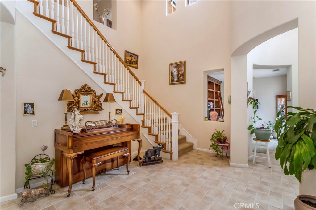 25808 Tennyson Lane Stevenson Ranch, CA 91381 - Photo 23 of 74