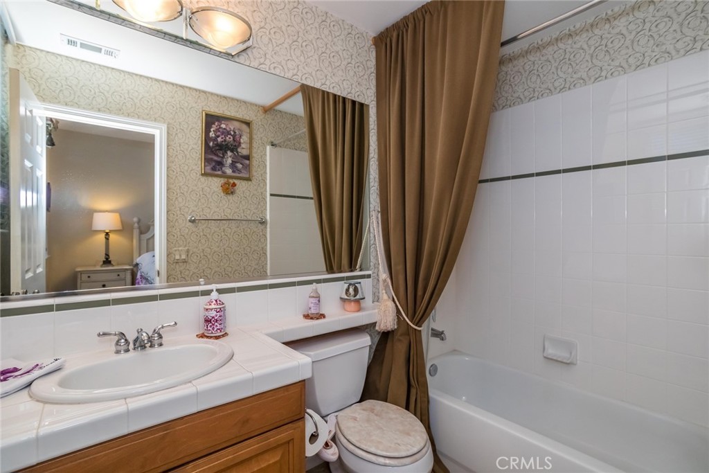 25808 Tennyson Lane Stevenson Ranch, CA 91381 - Photo 26 of 74