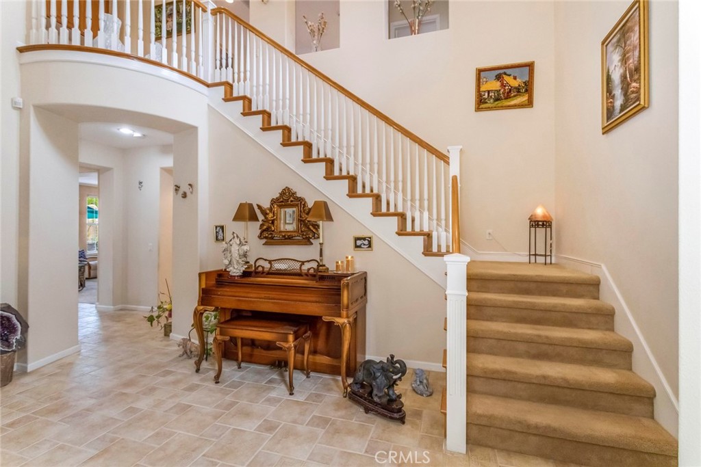 25808 Tennyson Lane Stevenson Ranch, CA 91381 - Photo 27 of 74