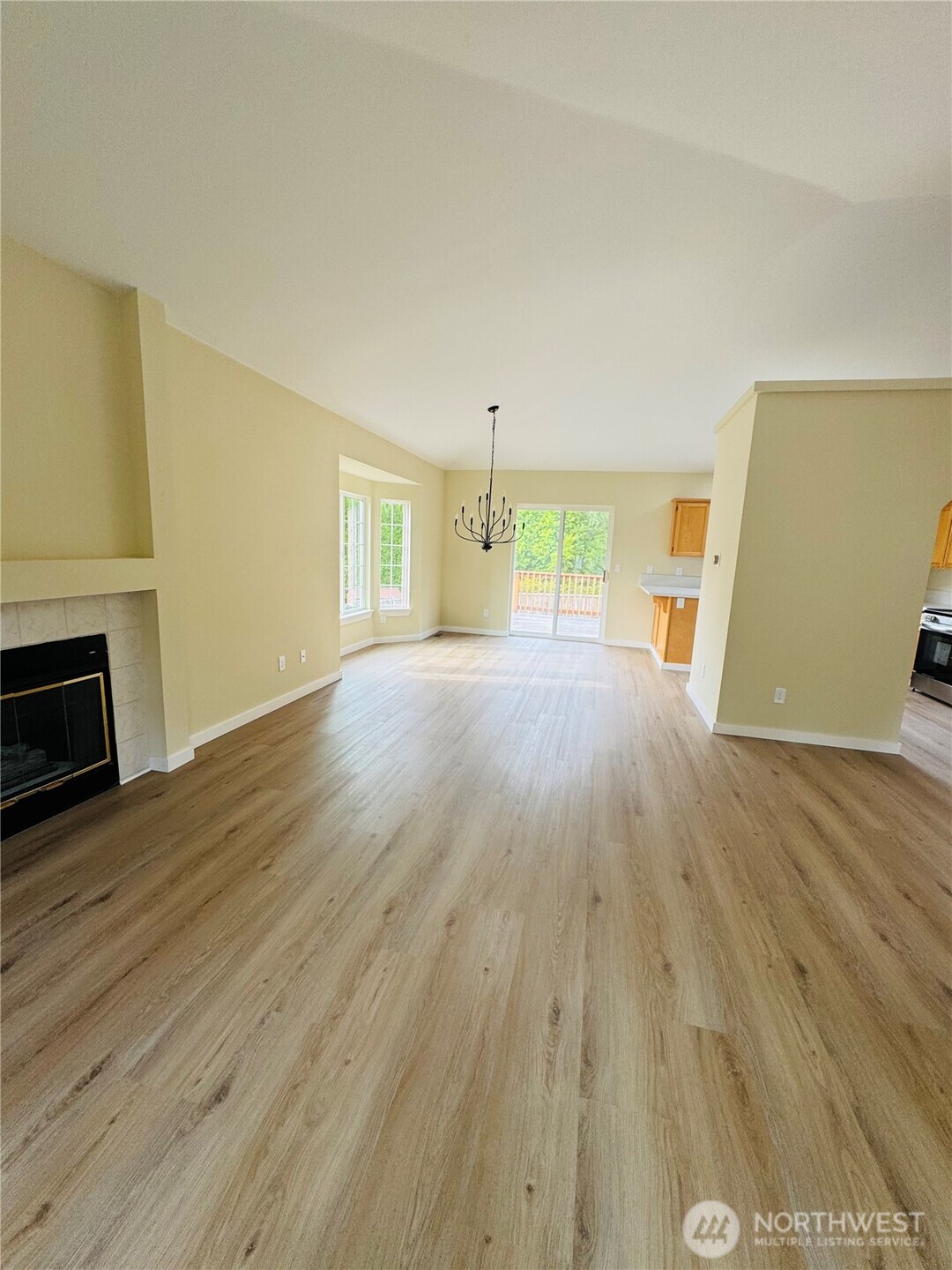 14116 Southeast 188 Way Renton, WA 98058 - Photo 6 of 23 Gallery Image 6