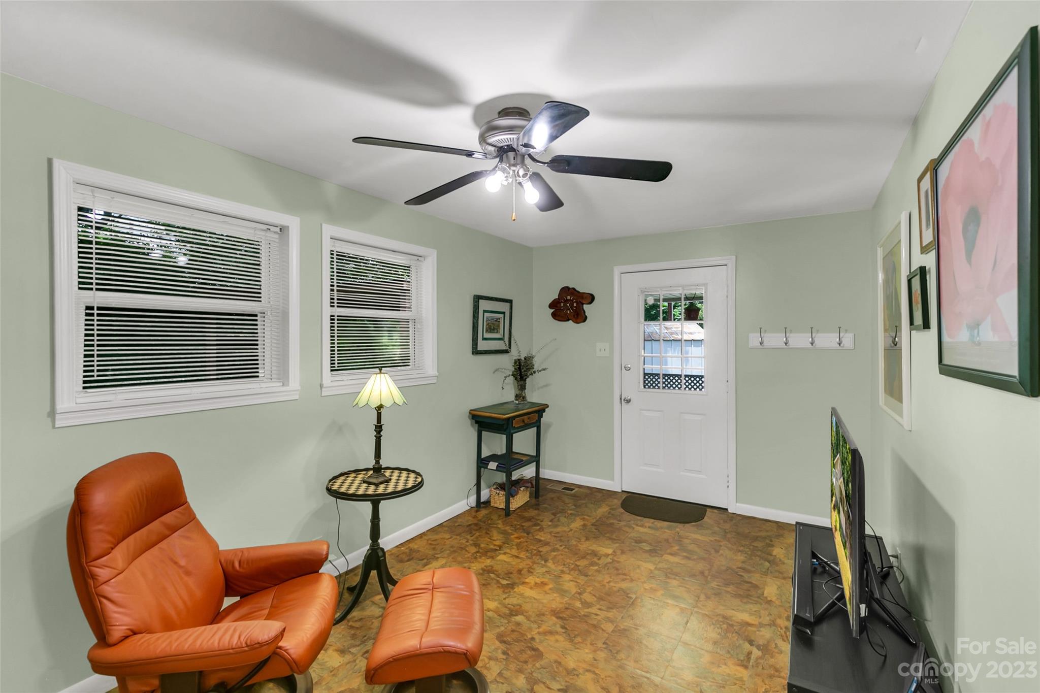 83 East View Street Marion, NC 28752 - Photo 6 of 24 a workspace room with furniture and windows