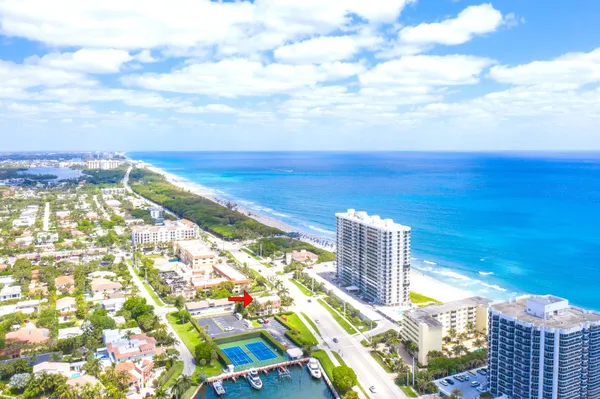 $9,750 | 247 South Ocean Boulevard, Unit B, Boca Raton, FL 33432