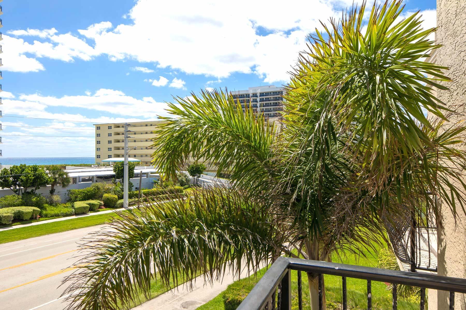 247 South Ocean Boulevard, Unit B Boca Raton, FL 33432 - Photo 21 of 24 Photo-35