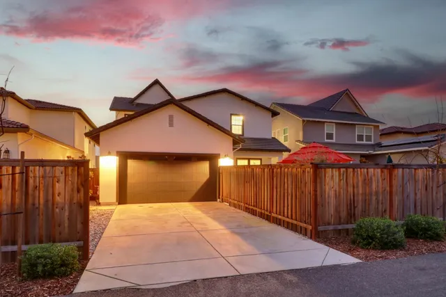 $1,125,000 | 2267 Donner Way, Sacramento, CA 95818