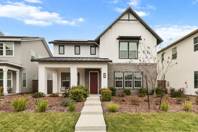 $1,125,000 | 2267 Donner Way, Sacramento, CA 95818