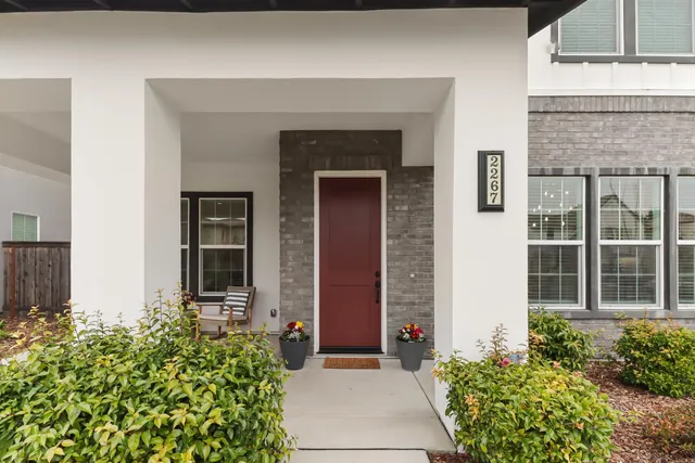 $1,125,000 | 2267 Donner Way, Sacramento, CA 95818