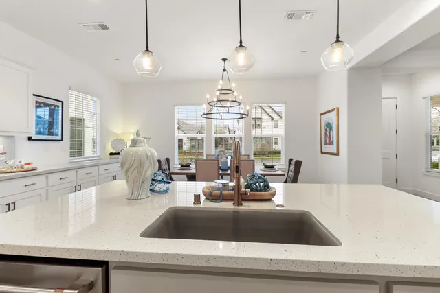 $1,125,000 | 2267 Donner Way, Sacramento, CA 95818