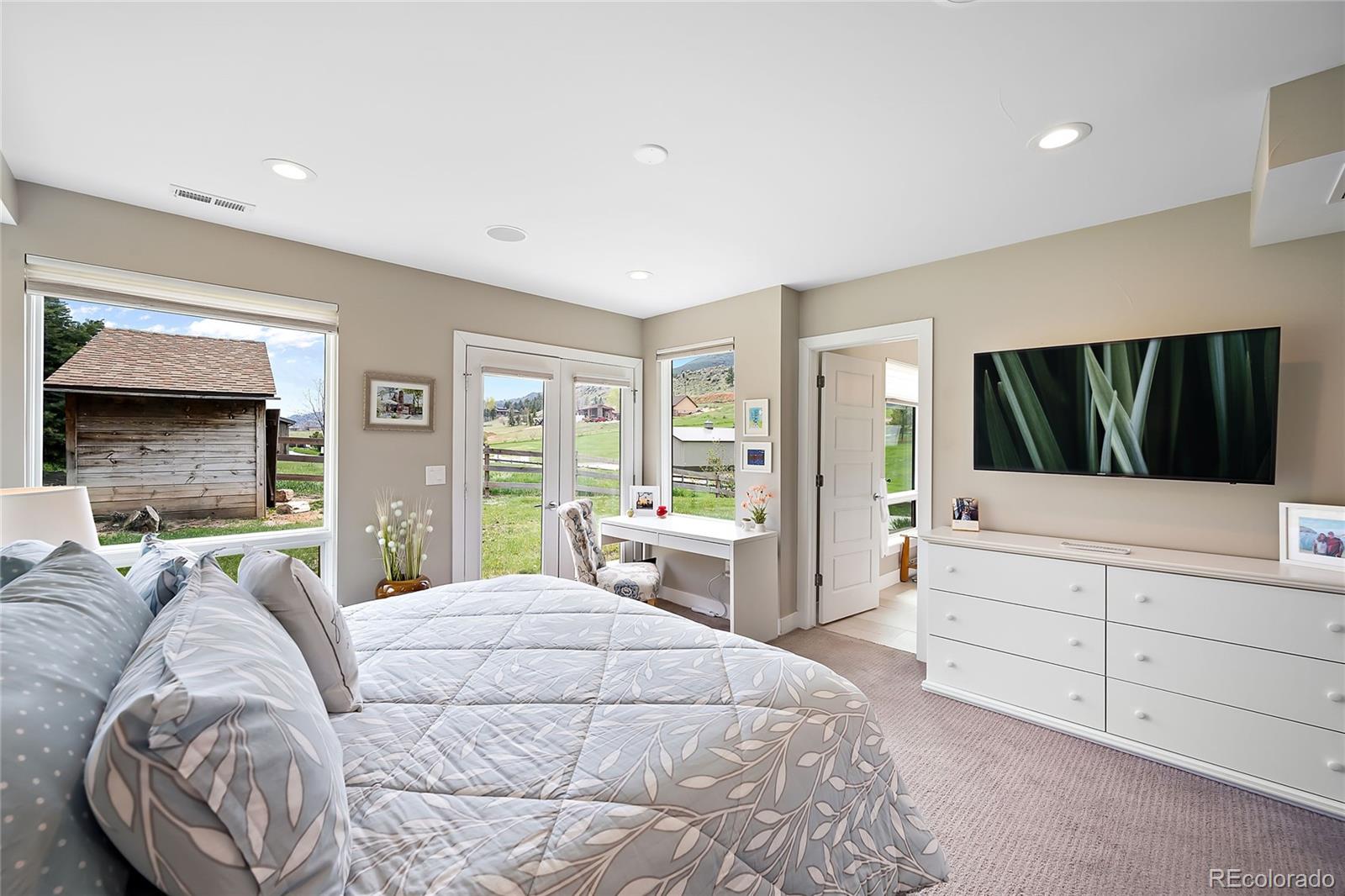 5370 Pine Ridge Road Golden, CO 80403 - Photo 27 of 39