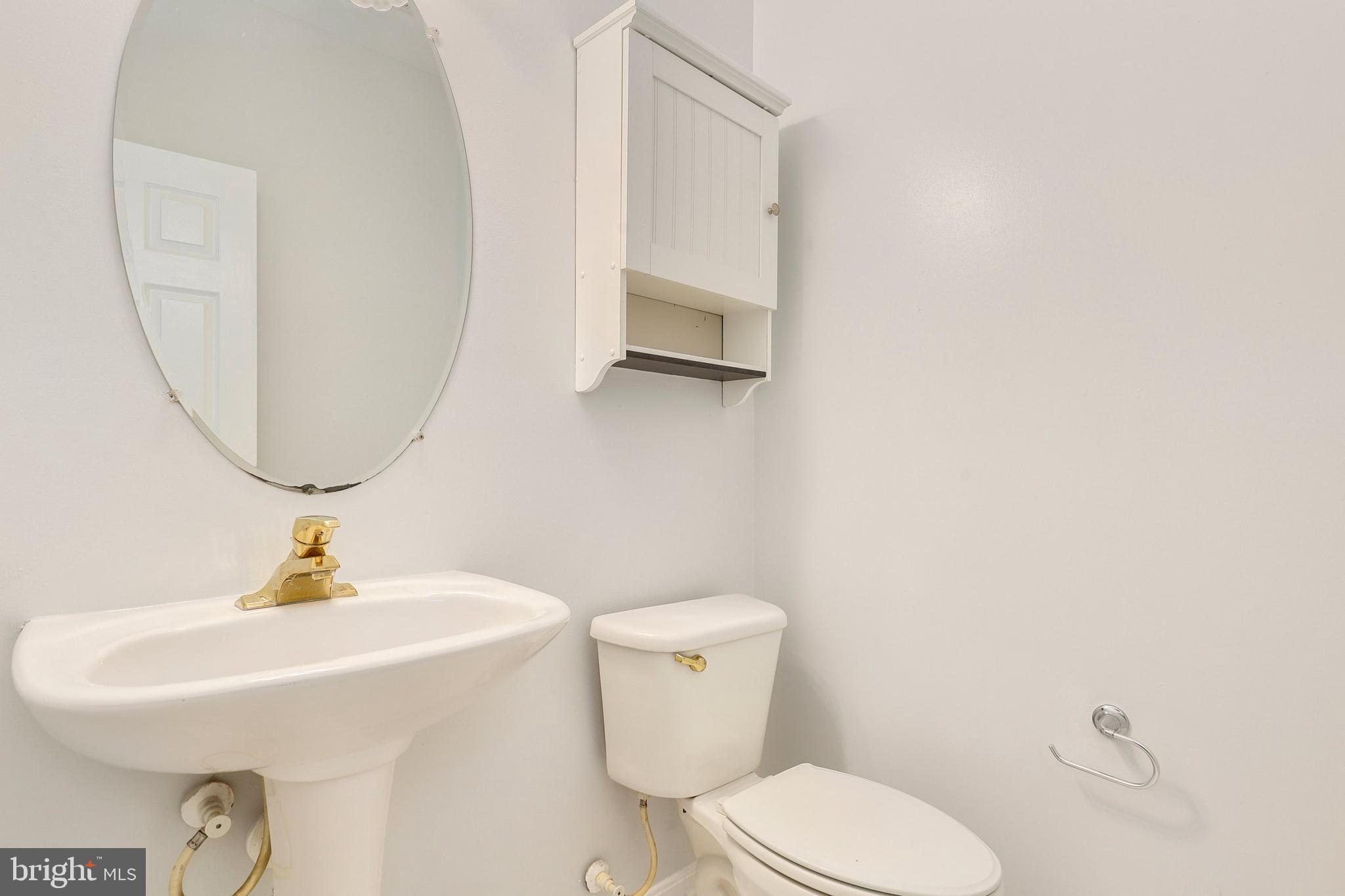 2492 Leyland Ridge Road Herndon, VA 20171 - Photo 12 of 60