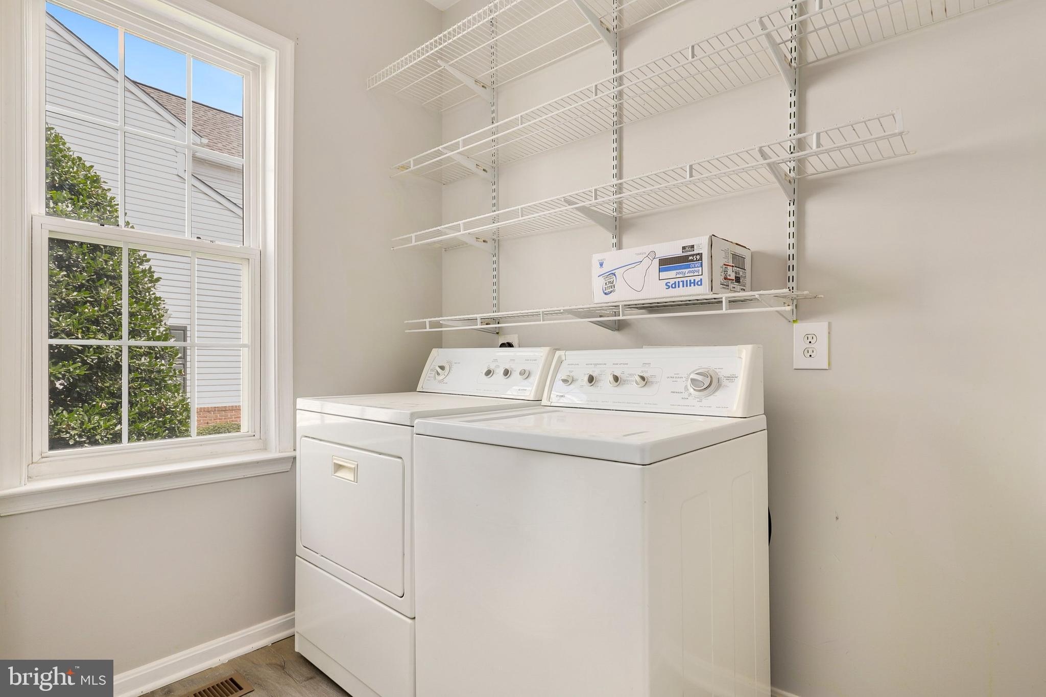 2492 Leyland Ridge Road Herndon, VA 20171 - Photo 13 of 60