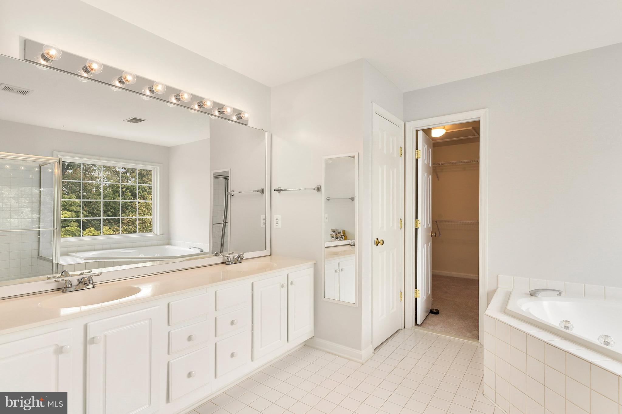 2492 Leyland Ridge Road Herndon, VA 20171 - Photo 40 of 60