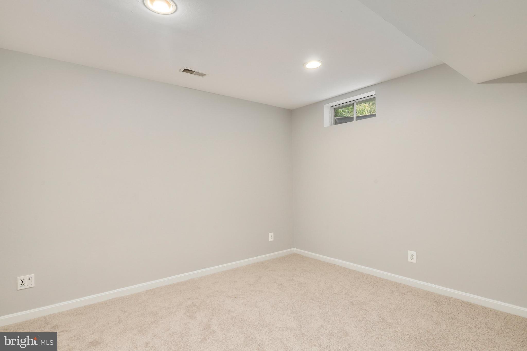 2492 Leyland Ridge Road Herndon, VA 20171 - Photo 50 of 60