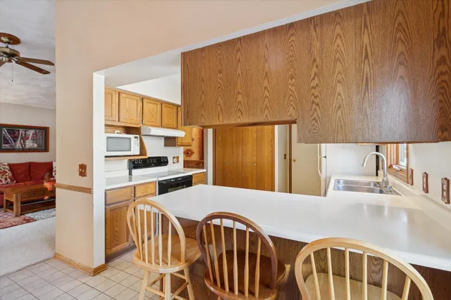 $360,000 | 1520 Shannon Drive, Janesville, WI 53546