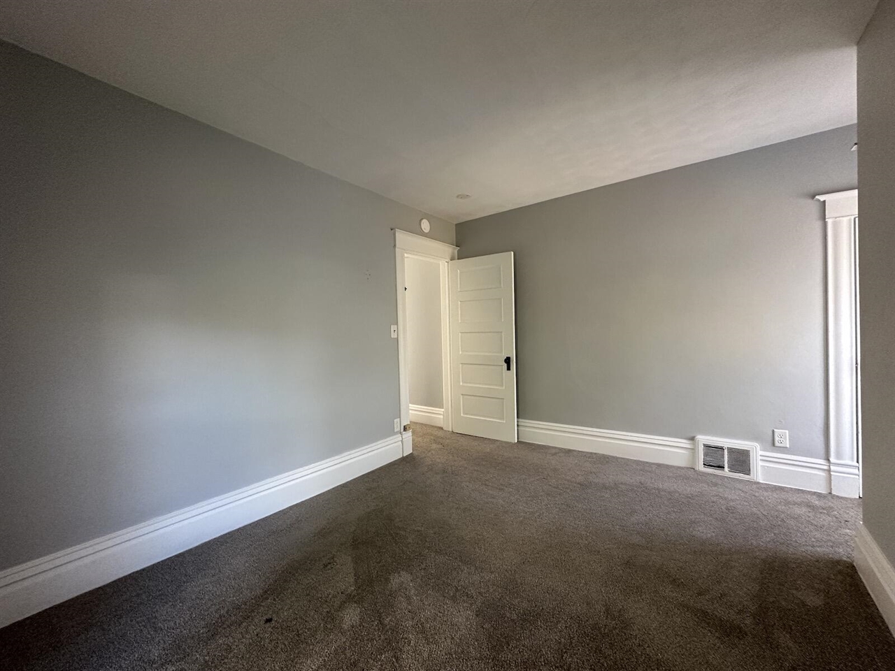 1925 Nichols Road Kalamazoo, MI 49006 - Photo 24 of 26
