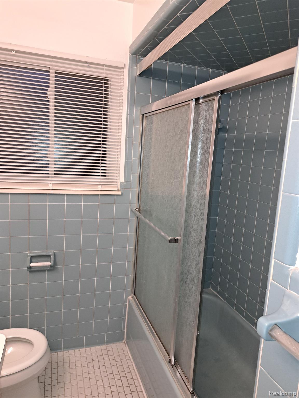 18634 Inkster Road Redford, MI 48240 - Photo 24 of 30 Gallery Image 24