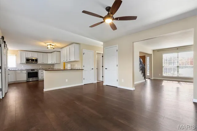 $349,900 | 11329 Brierhall Circle, Maryland Heights, MO 63043