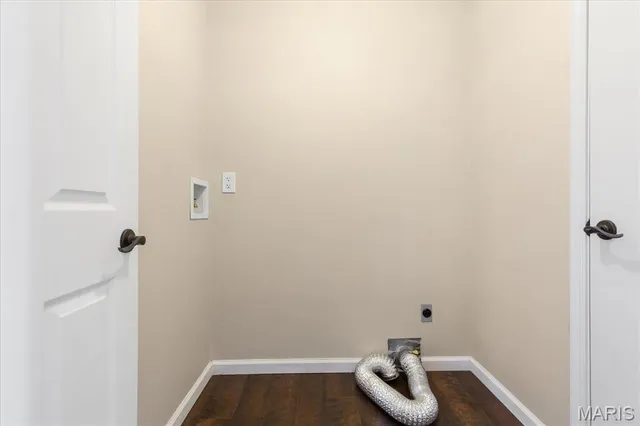 $349,900 | 11329 Brierhall Circle, Maryland Heights, MO 63043