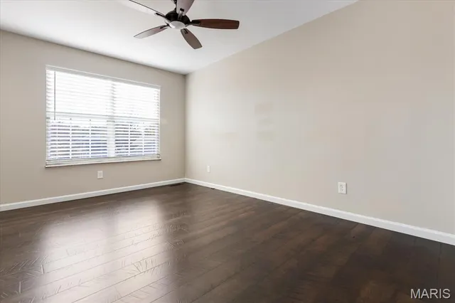 $349,900 | 11329 Brierhall Circle, Maryland Heights, MO 63043