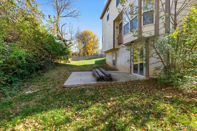 $349,900 | 11329 Brierhall Circle, Maryland Heights, MO 63043