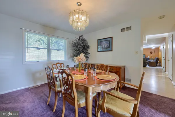 $385,999 | 2001 Parkview Drive, Red Lion, PA 17356