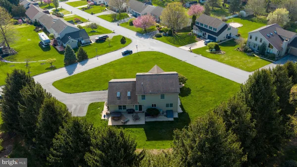$385,999 | 2001 Parkview Drive, Red Lion, PA 17356