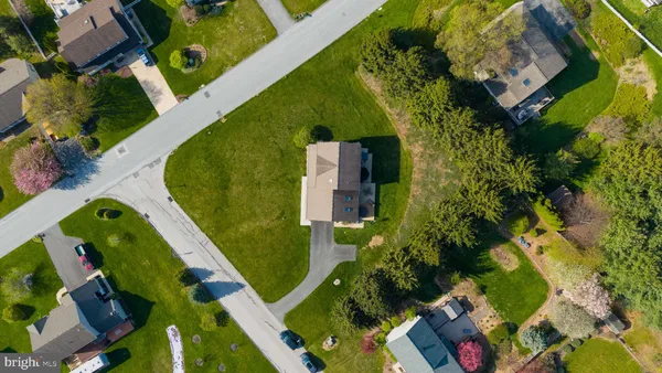 $385,999 | 2001 Parkview Drive, Red Lion, PA 17356