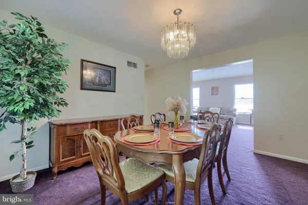 $385,999 | 2001 Parkview Drive, Red Lion, PA 17356